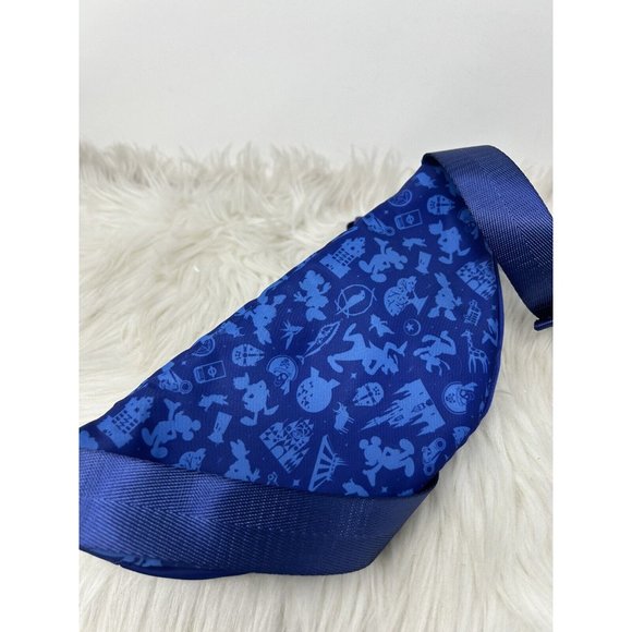 Disney 50th Belt Bag Hip Shoulder Waist Fanny Pack Blue WDW Anniversary - Picture 3 of 5